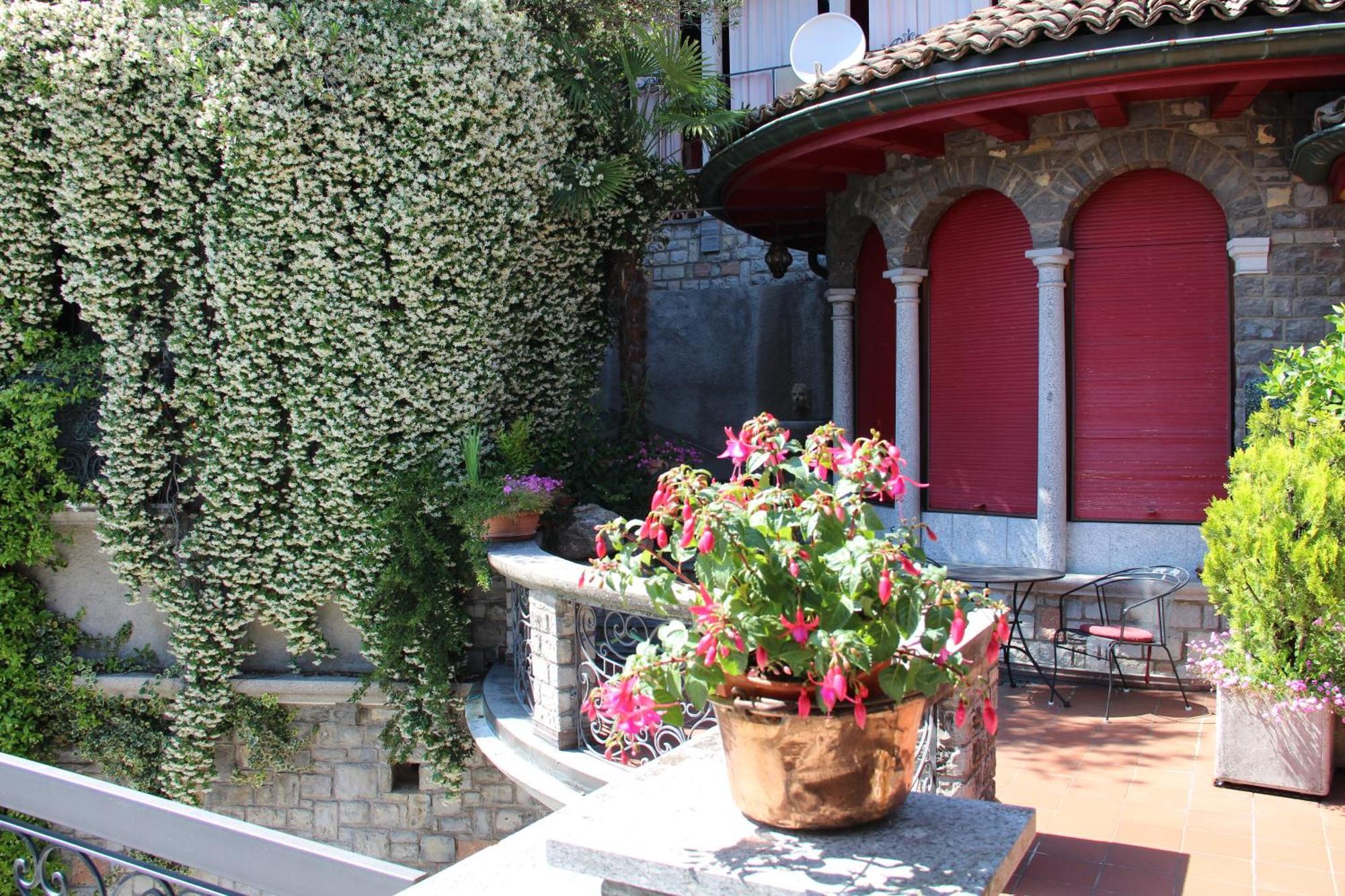Barony Le Pergole Holiday Apartments Lugano Exterior foto